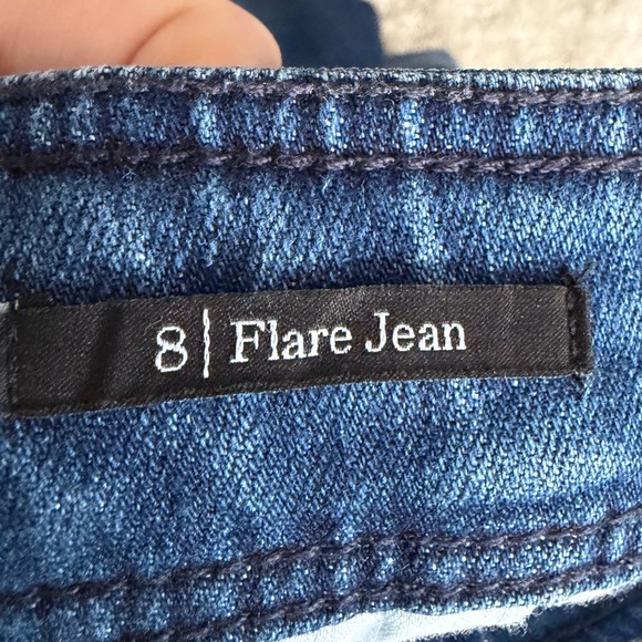 Talbots FLARE LEG PINTUCK JEANS - LAPIS WASH
Size 8 - Picture 8 of 9